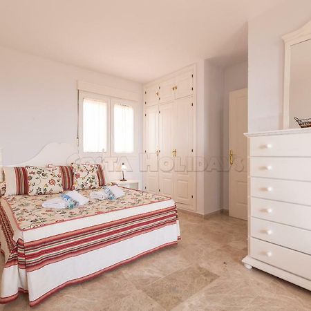 Townhouse Manilva Beach Екстериор снимка