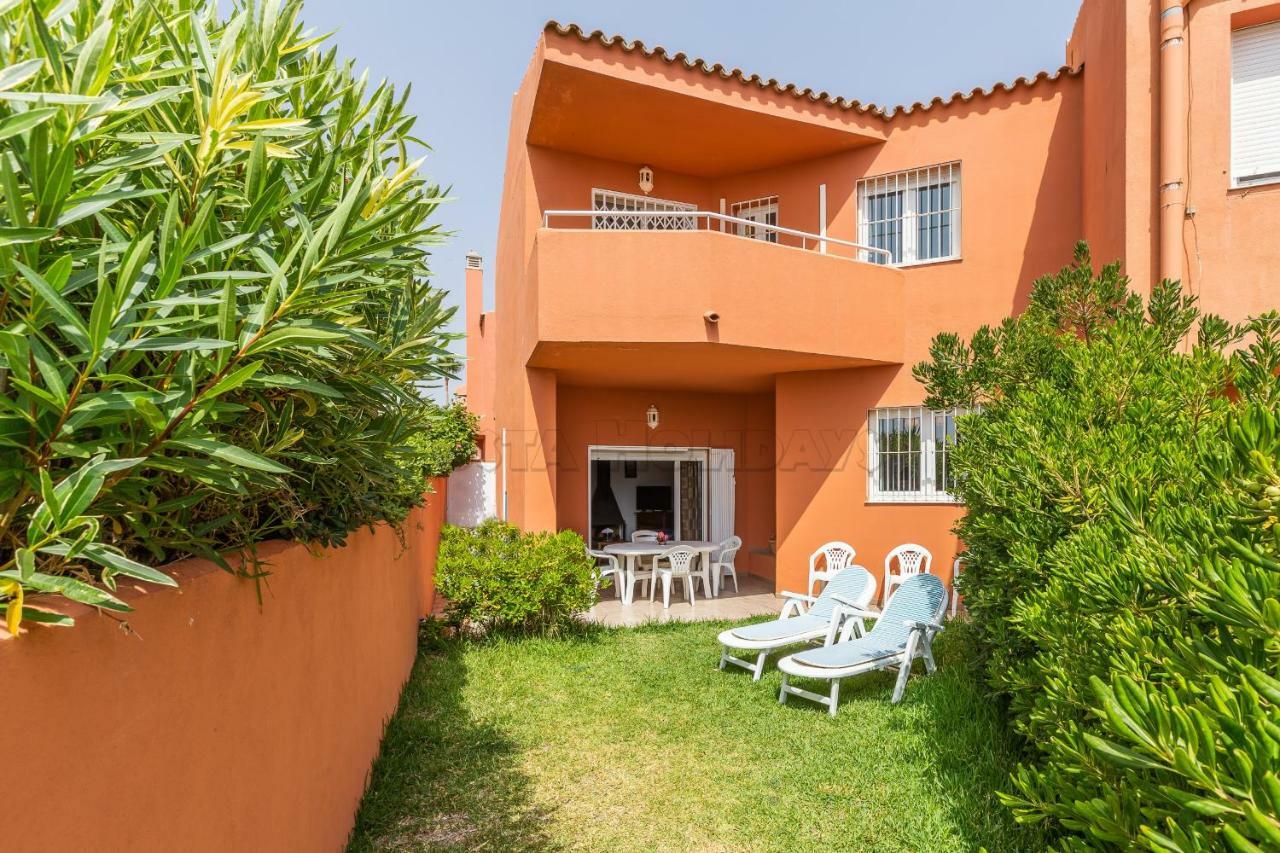 Townhouse Manilva Beach Екстериор снимка