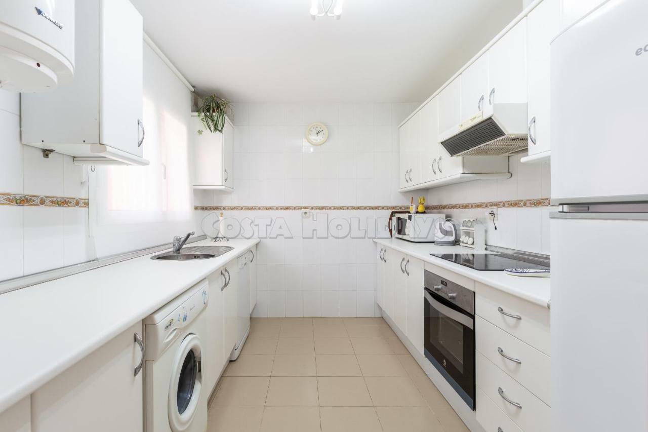 Townhouse Manilva Beach Екстериор снимка